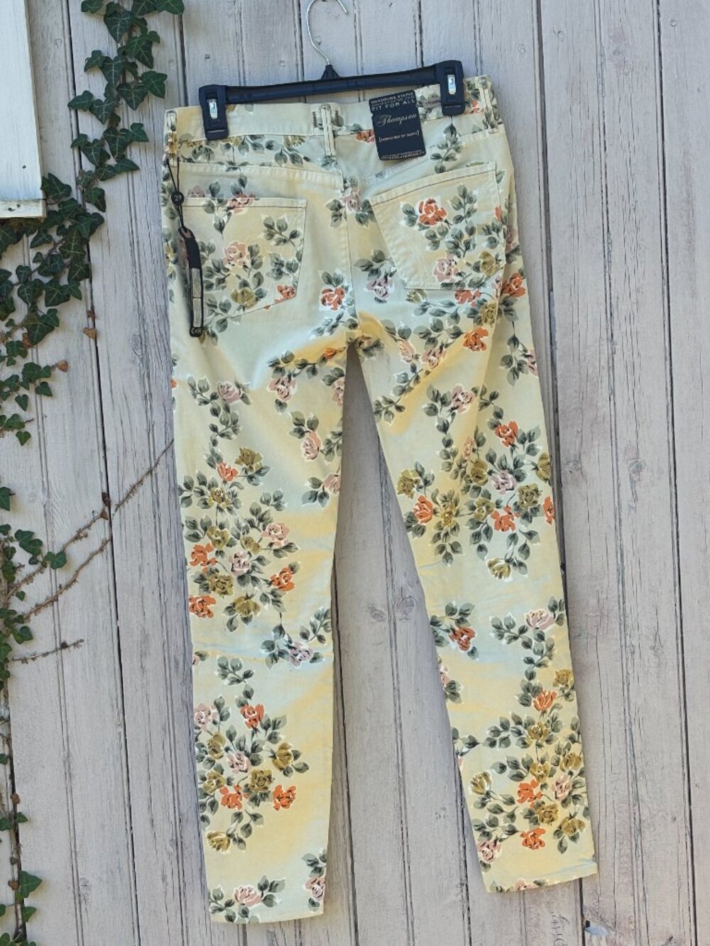 NWT Citizens of Humanity Thompson Skinny Jeans Petite Rose Floral Print Size 29 - Picture 3 of 7